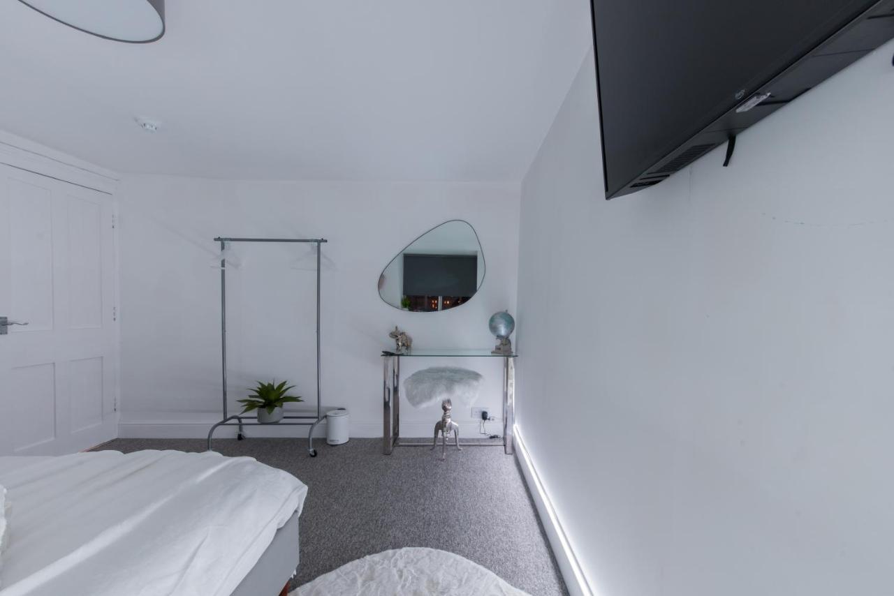 Parade Gardens Boutique Apartments- Central, Grade I Listed, 4K Tvs, Hidden Views บาธ ภายนอก รูปภาพ